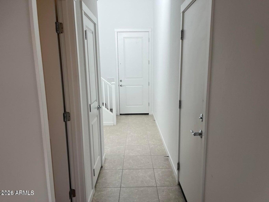 6006 W Hartford Court - Photo 11