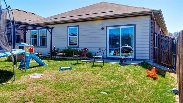 741 Windsor Court - Photo 27