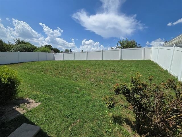 2410 Parkview Drive - Photo 4