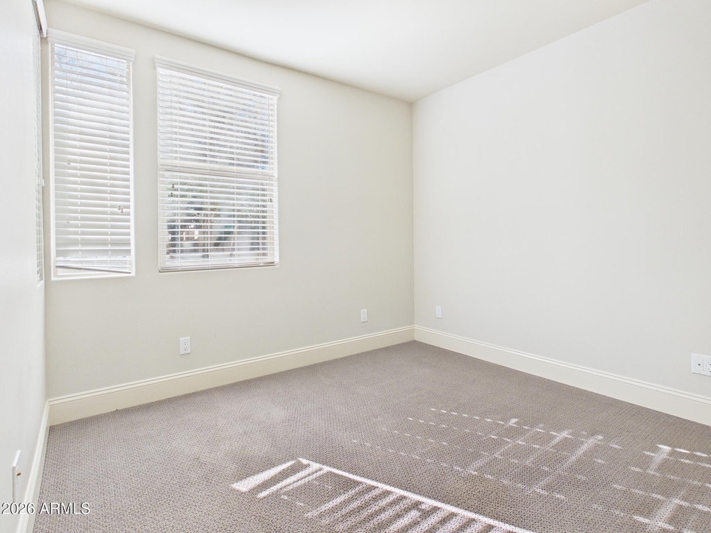 4816 N Woodmere Fairway -- - Photo 3