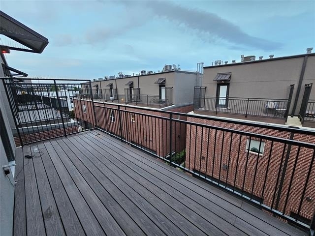 4411 Mckinney Avenue - Photo 29