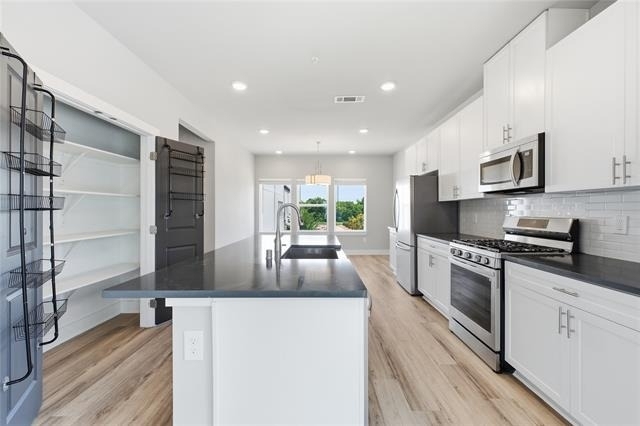 3369 Wynwood Drive - Photo 16