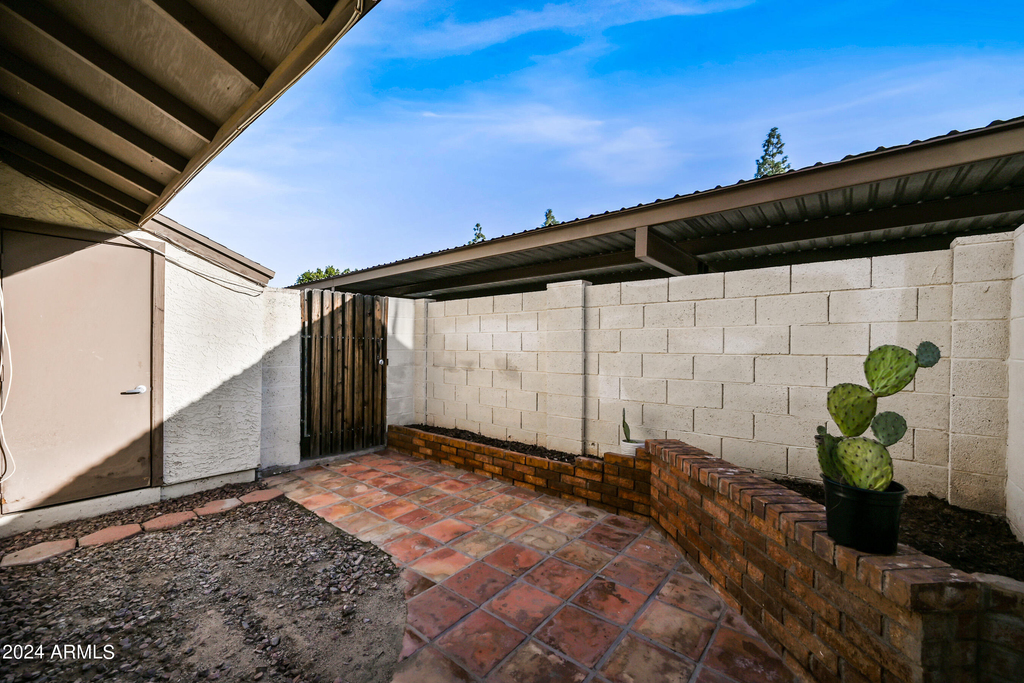 170 E Guadalupe Road - Photo 18