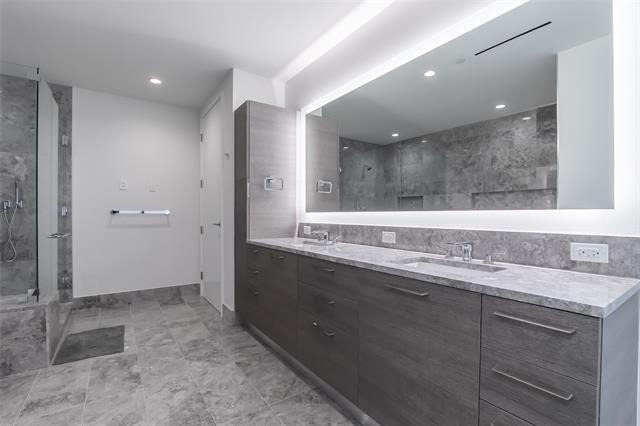 7901 Windrose Avenue - Photo 18