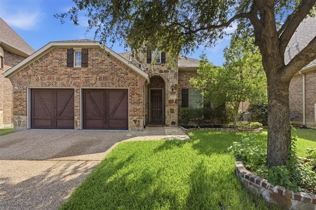 324 Enid Drive - Photo 1