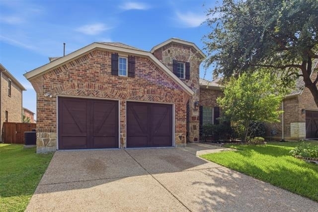 324 Enid Drive - Photo 0