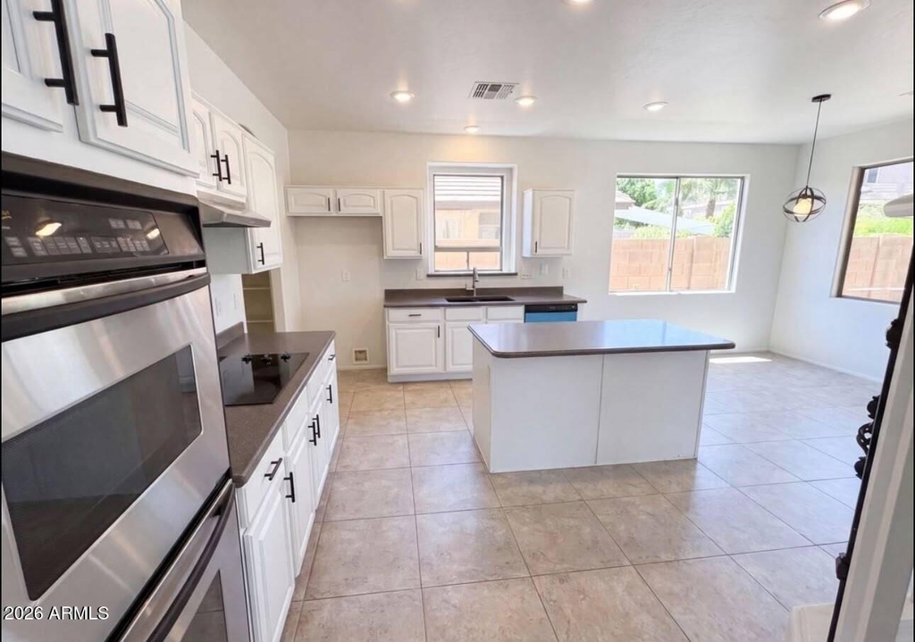 13530 W W Banff Ln, Lane - Photo 3