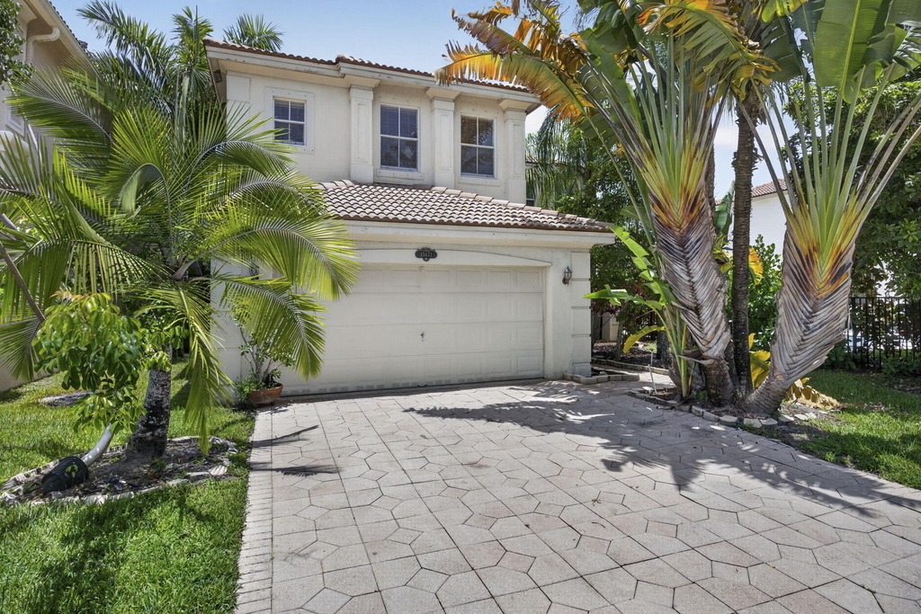 10671 Old Hammock Way - Photo 0