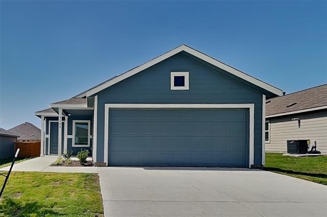 3105 Lynmar Lane - Photo 0