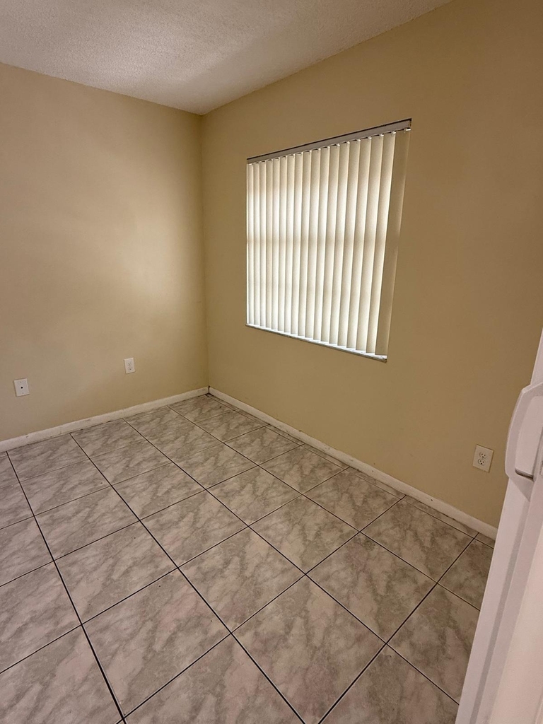 5232 Sw 122nd Terrace - Photo 11