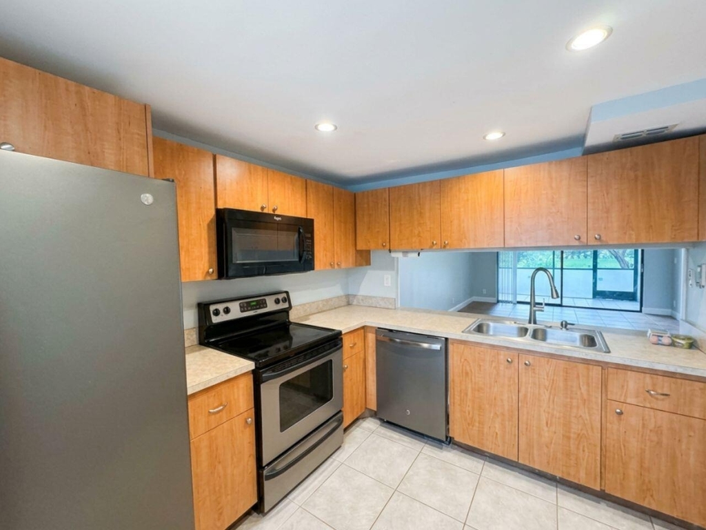 7340 Nw 1st Street - Photo 0