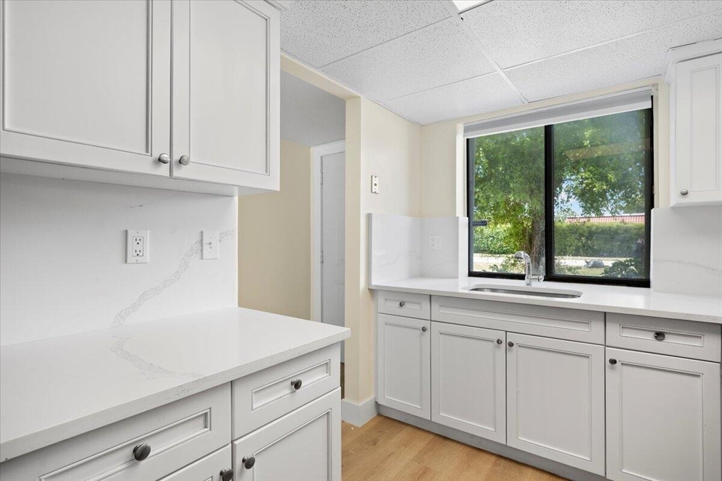 3666 Pinehurst Drive - Photo 3