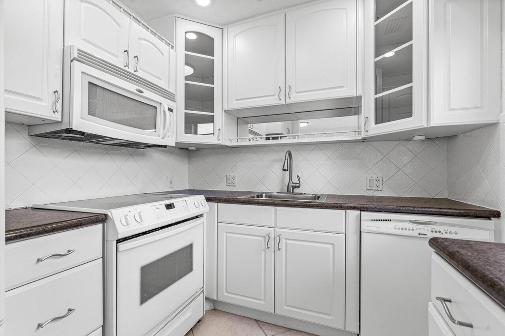 74 Mansfield B - Photo 13