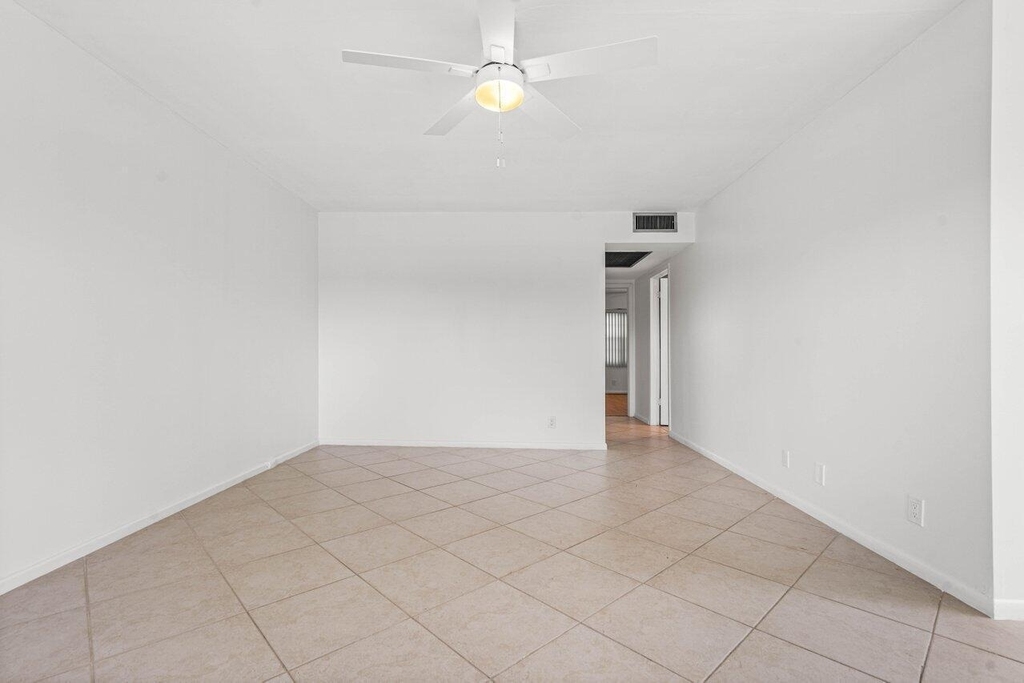 74 Mansfield B - Photo 6