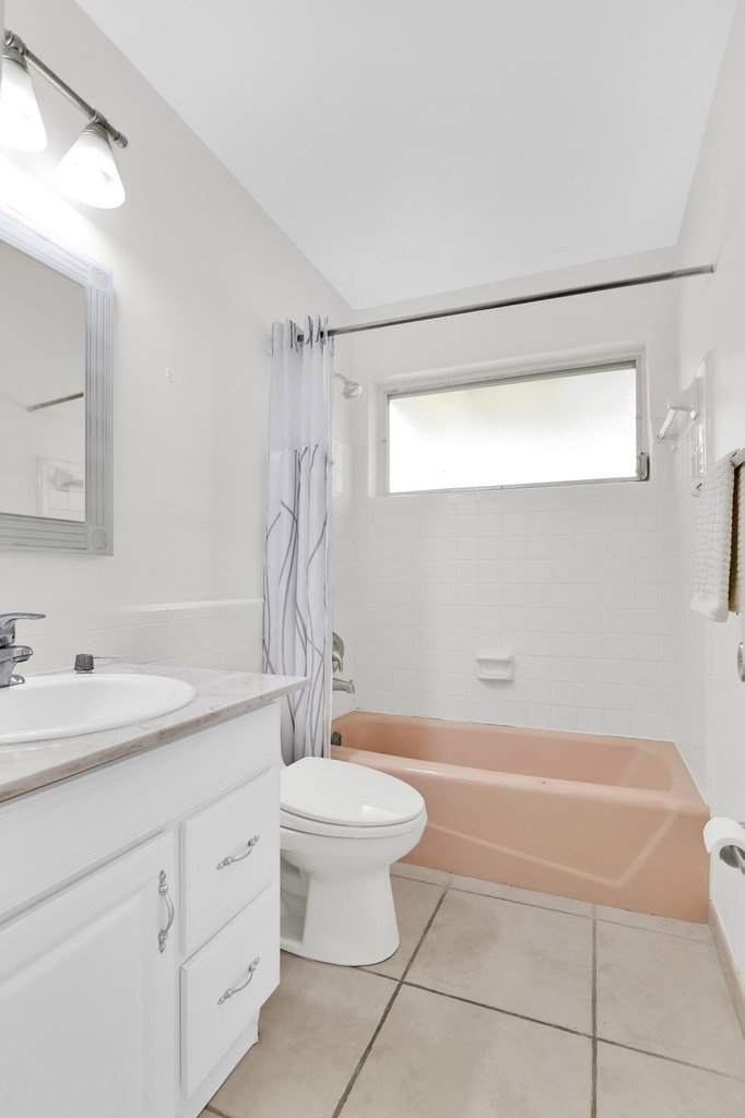 1869 Nw 46th Street - Photo 20
