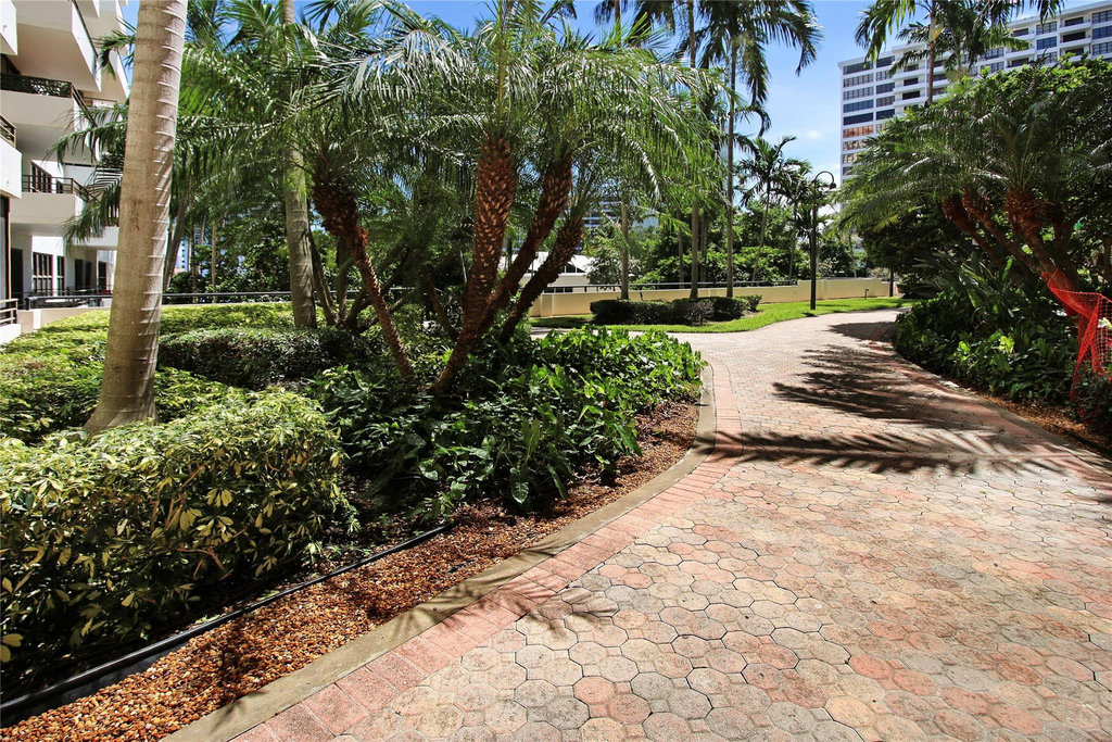 2500 Parkview Drive - Photo 29