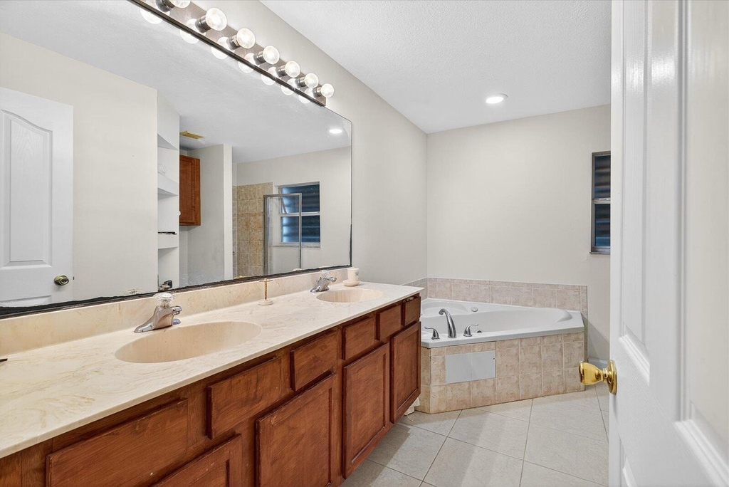 1058 Sw Locke Avenue - Photo 24