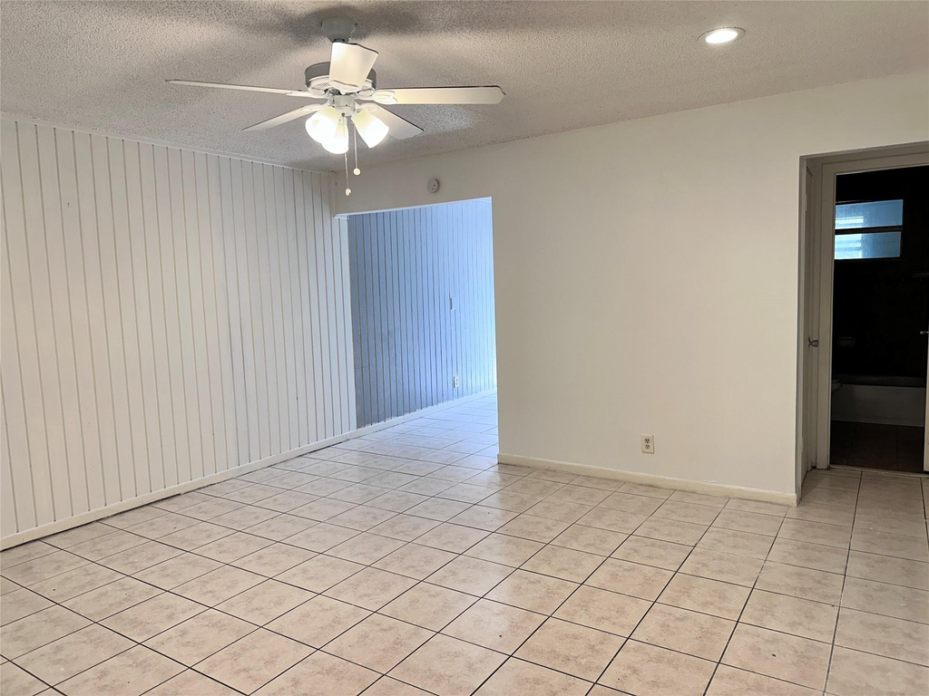 5650 Sw 26th Street - Photo 3