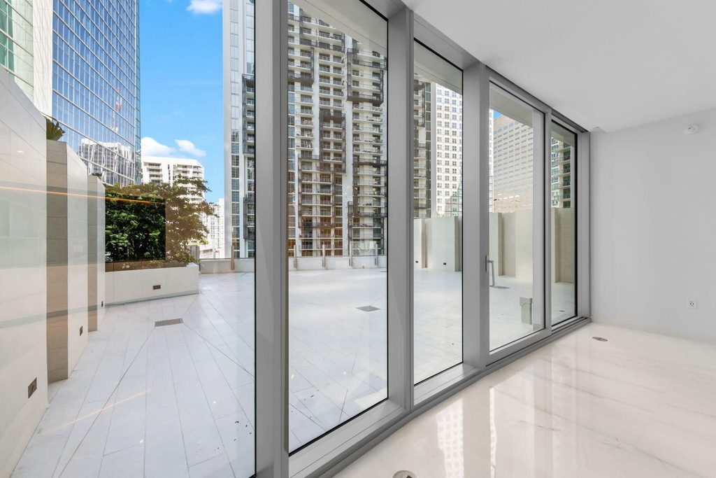 300 Biscayne Blvd Way - Photo 2
