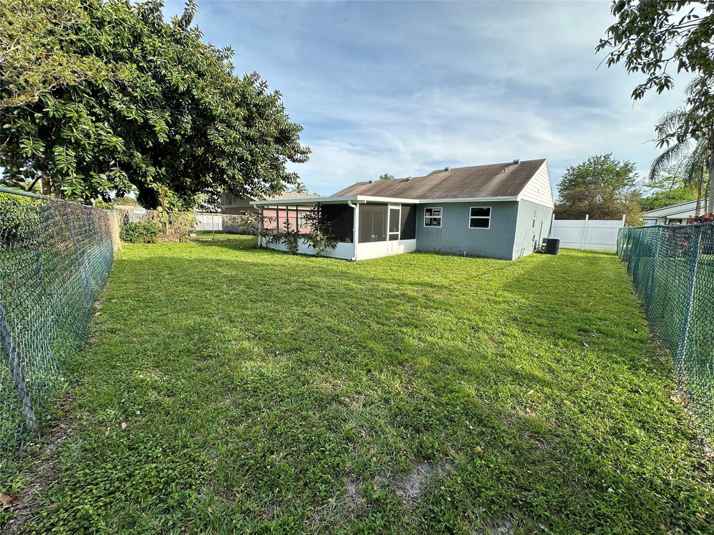 8395 Garden Gate Place - Photo 3