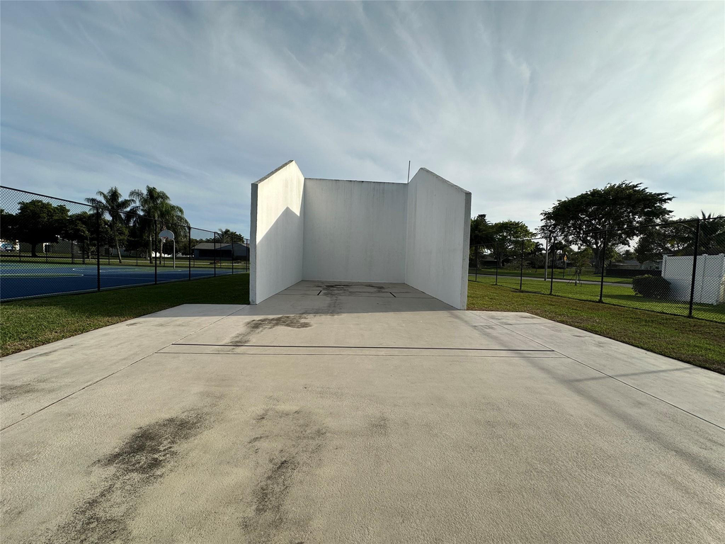 8395 Garden Gate Place - Photo 16