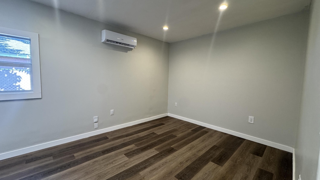 8395 Garden Gate Place - Photo 31