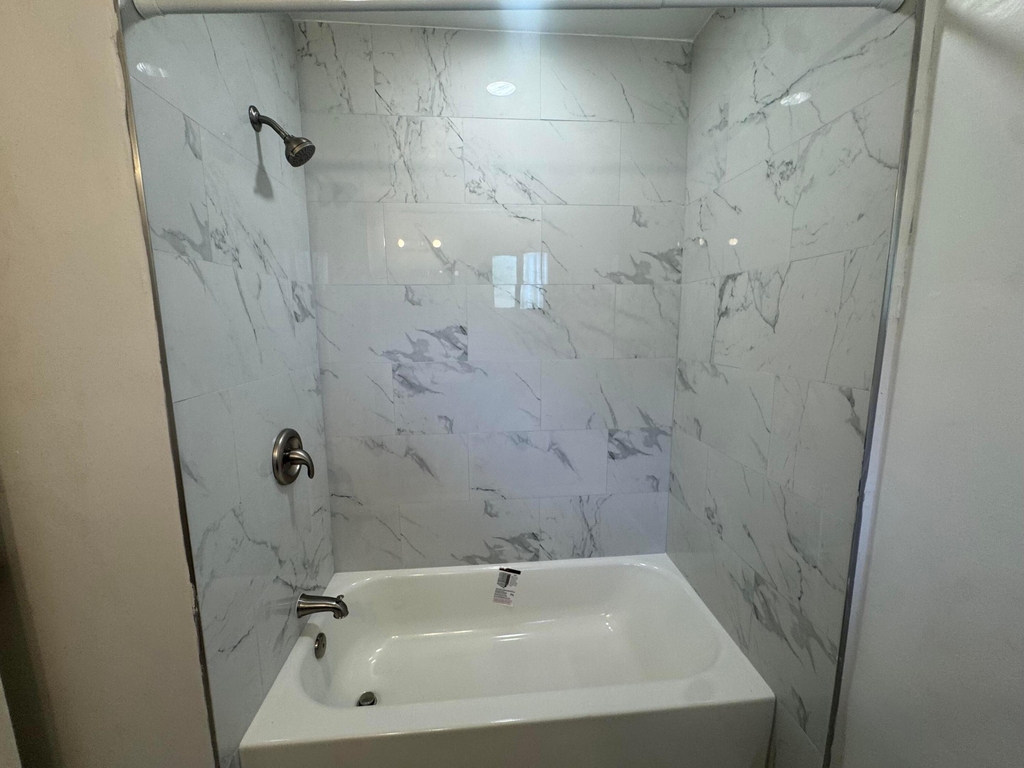 1343 Hampton Boulevard - Photo 12
