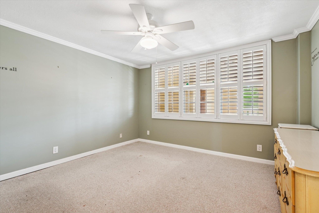 985 Se 19th Avenue - Photo 17