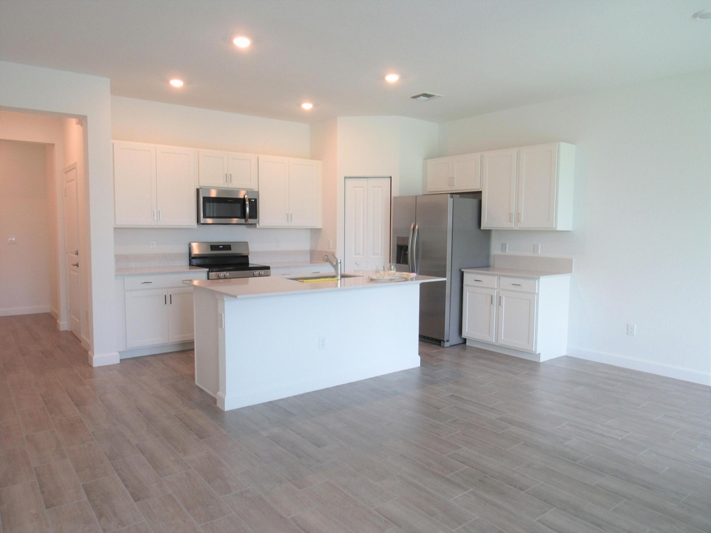 4332 Pond Lily Lane - Photo 2
