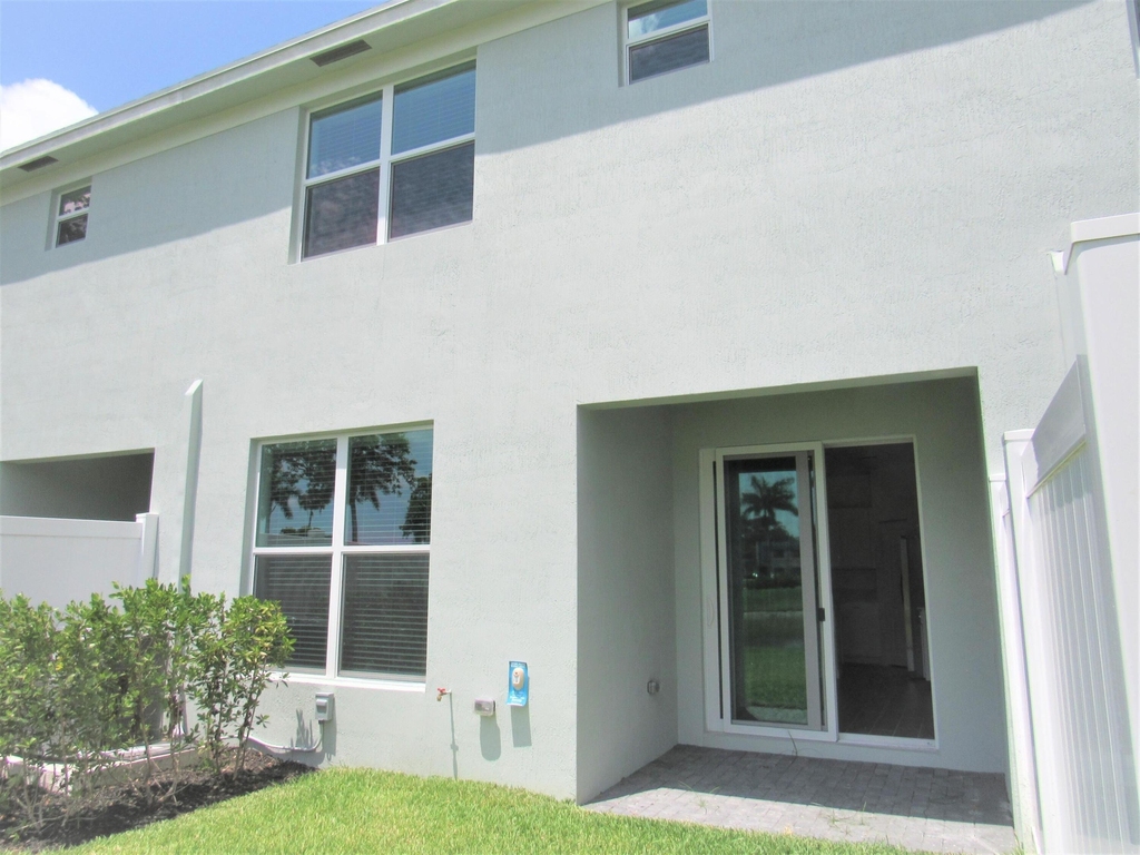 4332 Pond Lily Lane - Photo 24