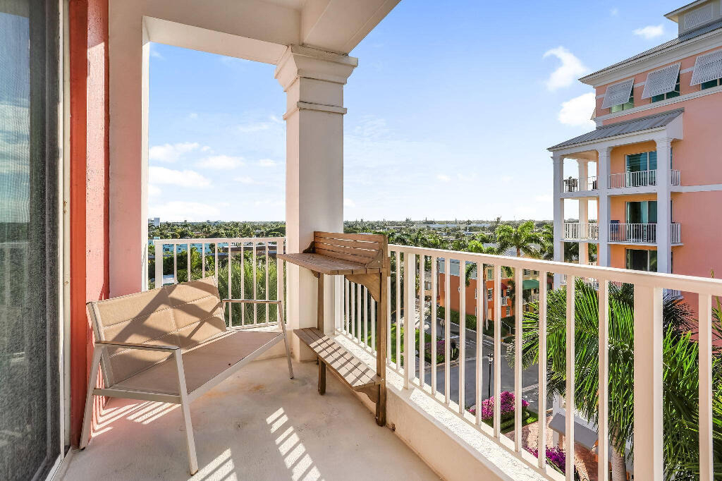 806 E Windward Way - Photo 20