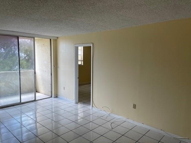 10000 Nw 80th Court - Photo 4
