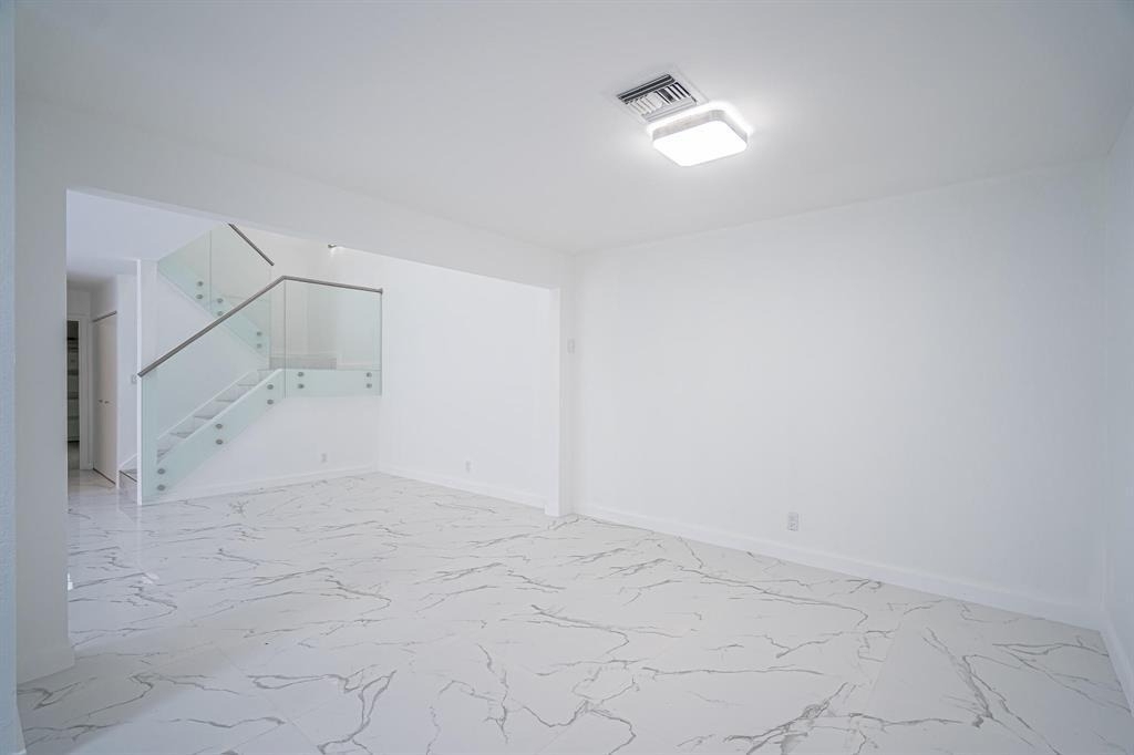 5536 Eton Court - Photo 3