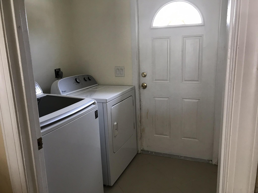 1534 Royal Forest Court - Photo 7