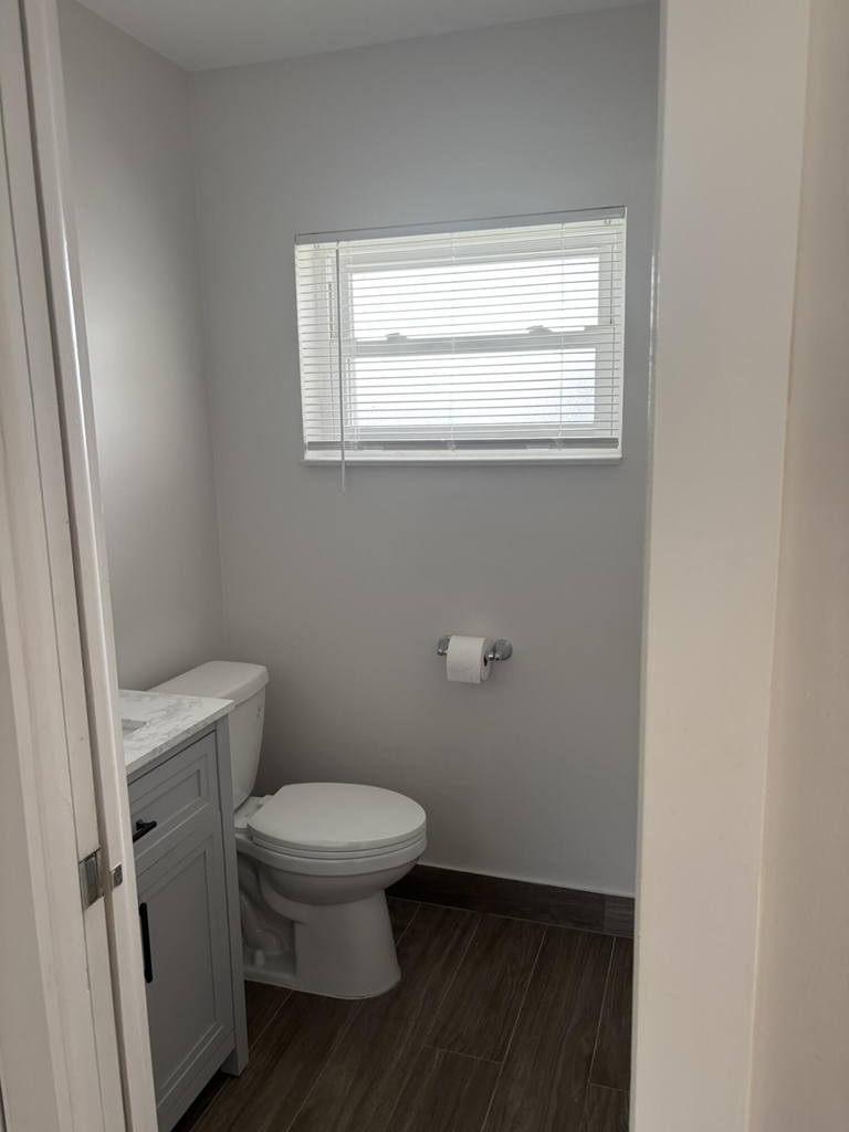 2930 Crosley Drive E - Photo 8