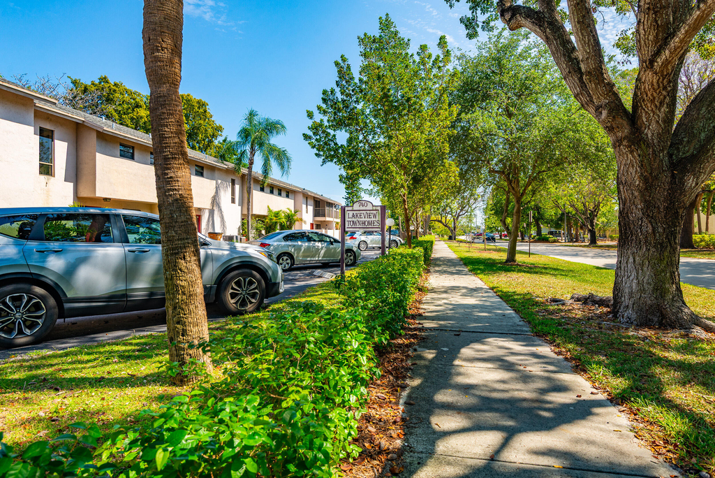 740 Se 1st Way - Photo 35