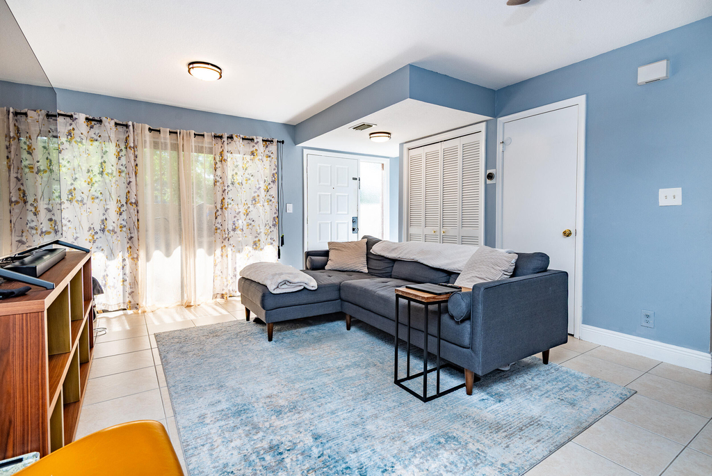 740 Se 1st Way - Photo 4