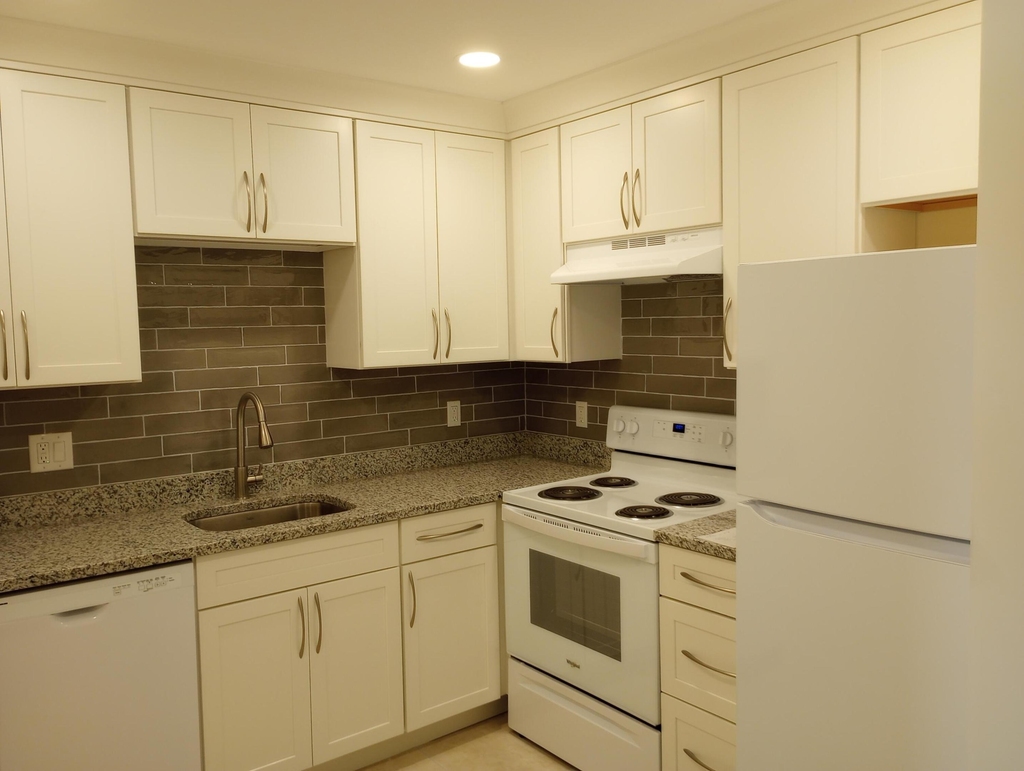 950 S Kanner Highway - Photo 2