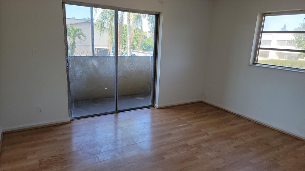 609 Sw 79th Terrace - Photo 8