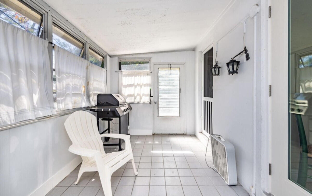 354 Manchester Street - Photo 4