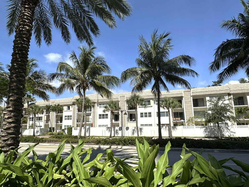 4143 N Ocean Boulevard - Photo 0