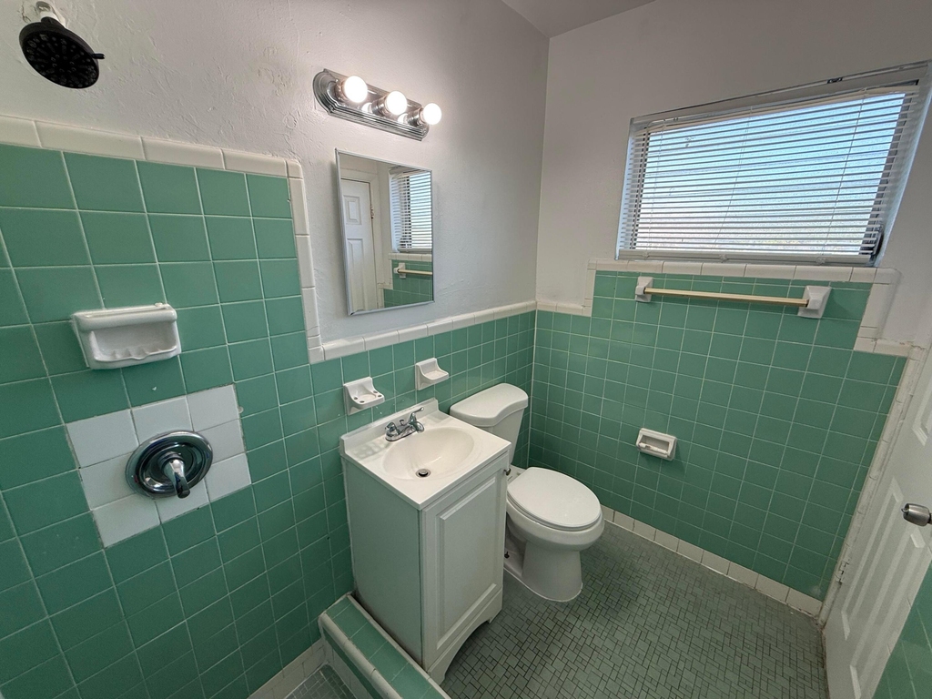 6014 Fillmore Street - Photo 2