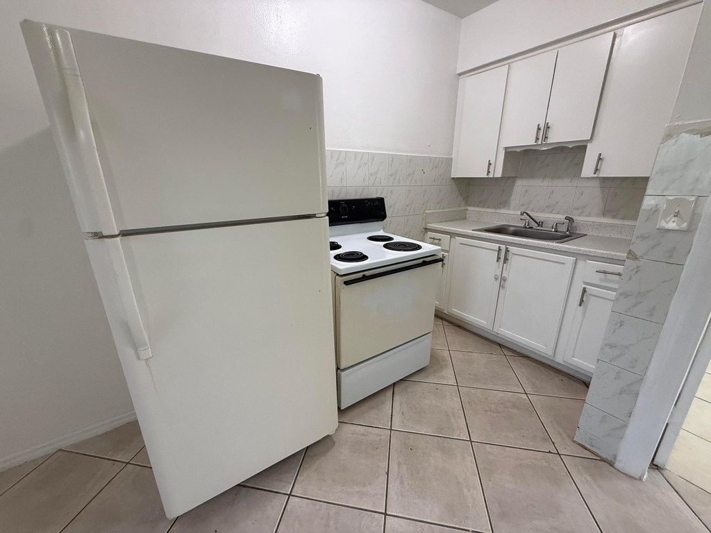 6014 Fillmore Street - Photo 1