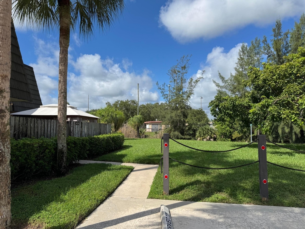 4709 47th Way - Photo 32