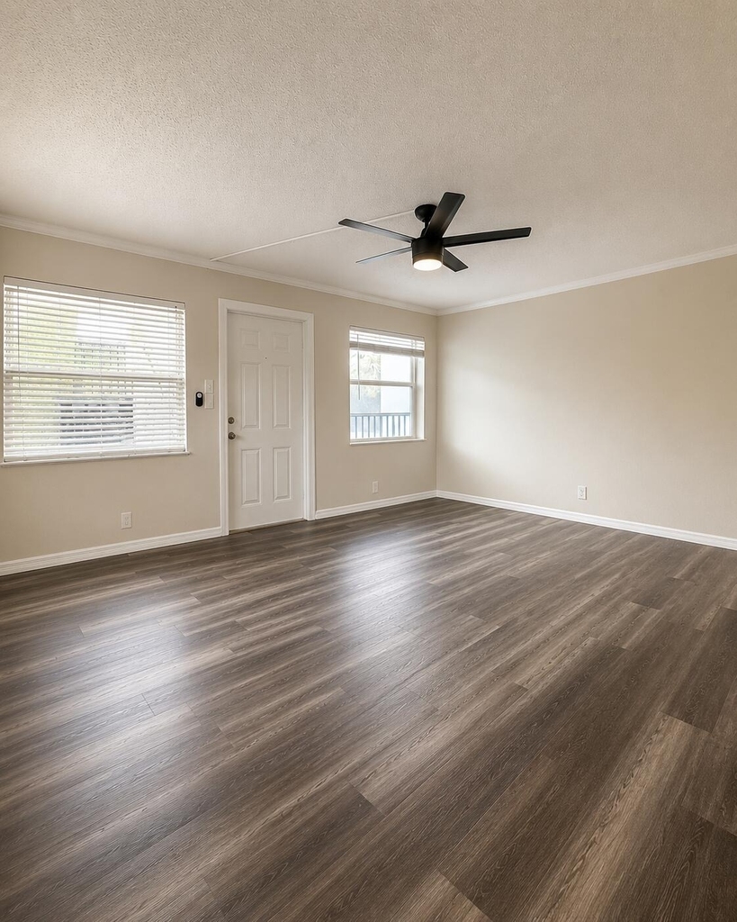 611 Ne 14th Avenue - Photo 3