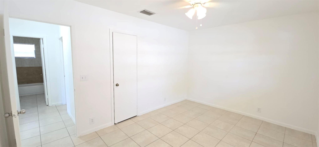 255 Sw 12th Street - Photo 17