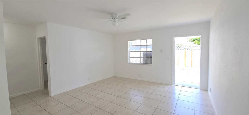 255 Sw 12th Street - Photo 4