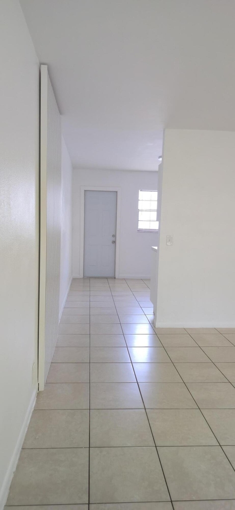 255 Sw 12th Street - Photo 23