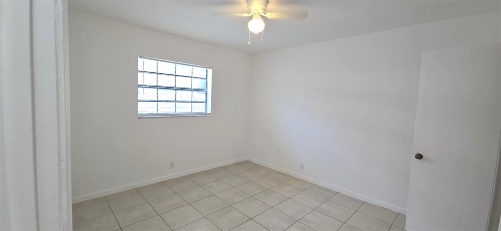 255 Sw 12th Street - Photo 16