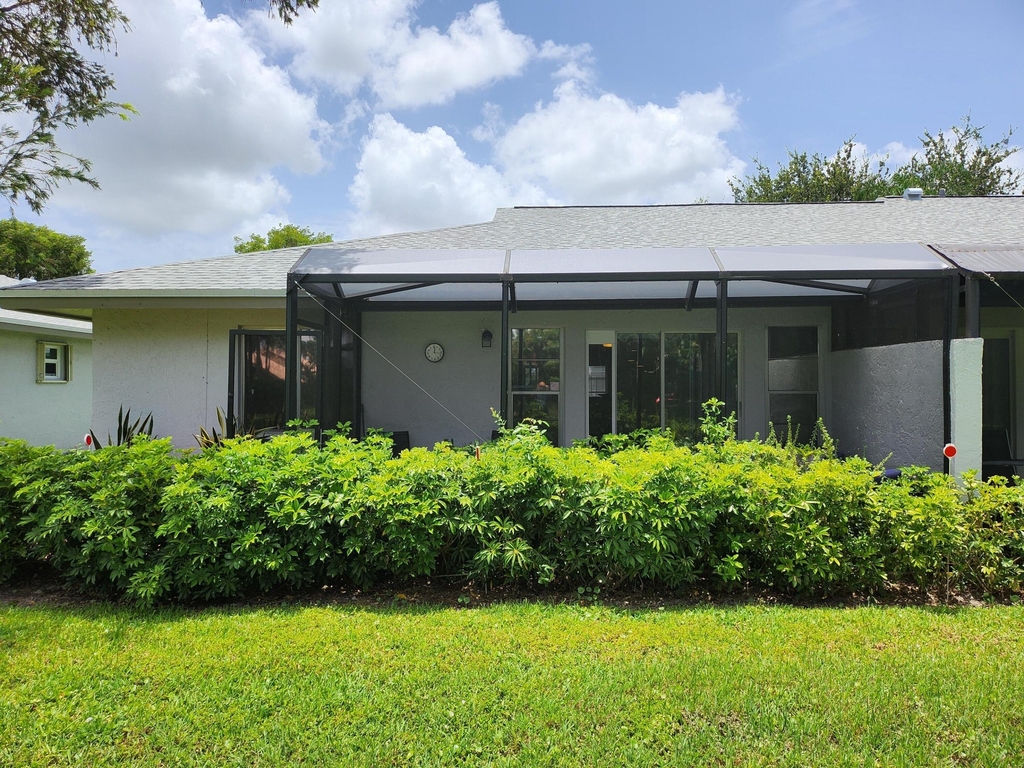 8951 Sunnywood Place - Photo 27